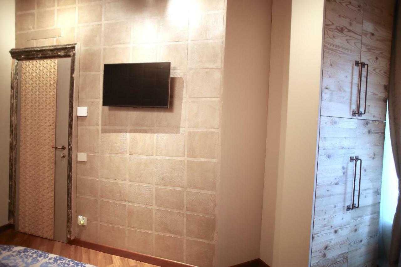 Epicuro Guest House Сомма-Ломбардо Экстерьер фото